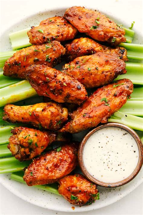 How many sugar are in mediterranean chicken wings with fries - calories, carbs, nutrition