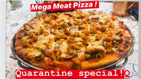 How many sugar are in mega meat pizza - calories, carbs, nutrition