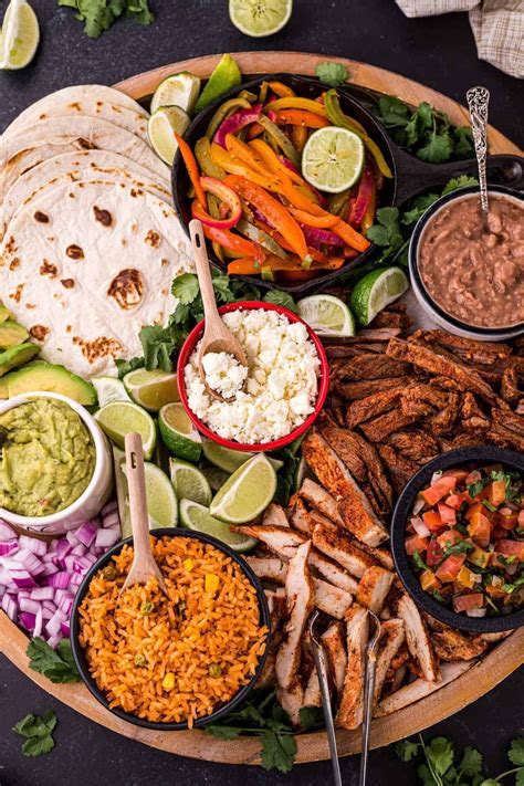 How many sugar are in mexican plate -chicken + 6 sides - calories, carbs, nutrition