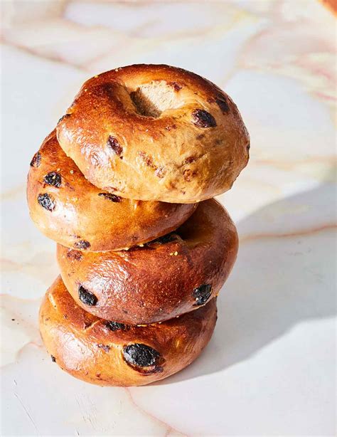 How many sugar are in mini bagels-cinnamon raisin - calories, carbs, nutrition