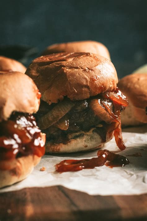 How many sugar are in mini bourbon bbq burger sliders - calories, carbs, nutrition