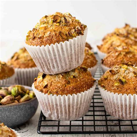 How many sugar are in mini pistachio muffin (48754.9) - calories, carbs, nutrition