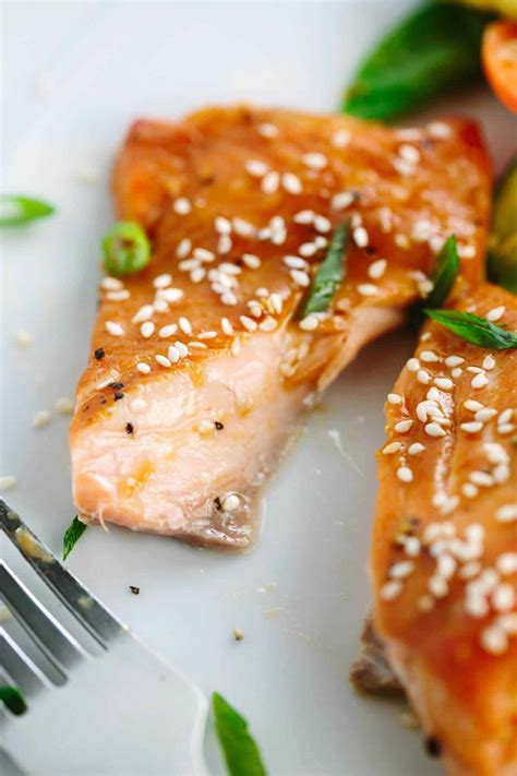 How many sugar are in miso glazed salmon - calories, carbs, nutrition