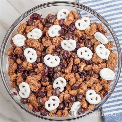 How many sugar are in mix nuts - calories, carbs, nutrition