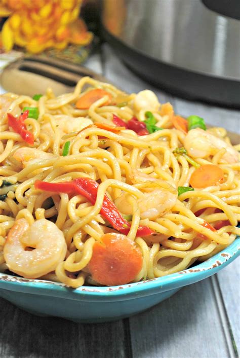 How many sugar are in mongolian wok shrimp lo mein - calories, carbs, nutrition