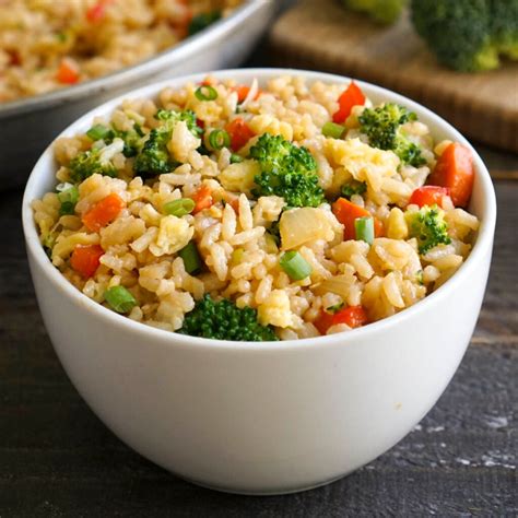 How many sugar are in mushroom and broccoli fried rice - large - calories, carbs, nutrition