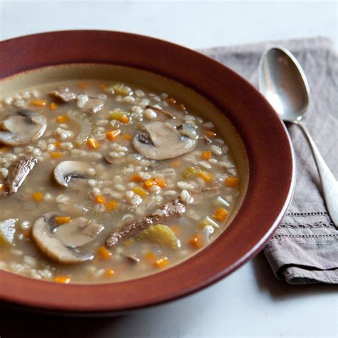 How many sugar are in mushroom barley soup - calories, carbs, nutrition