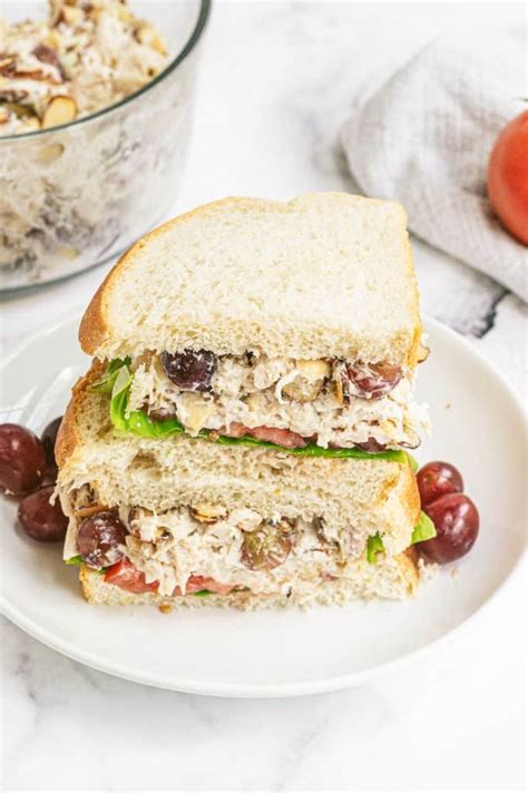 How many sugar are in napa chicken salad sandwich and jicama orange arugula salad - calories, carbs, nutrition