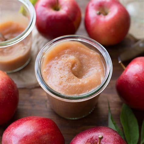 How many sugar are in natural applesauce - calories, carbs, nutrition