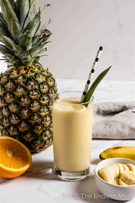 How many sugar are in natural smoothie pineapple peach almond 12 oz - calories, carbs, nutrition