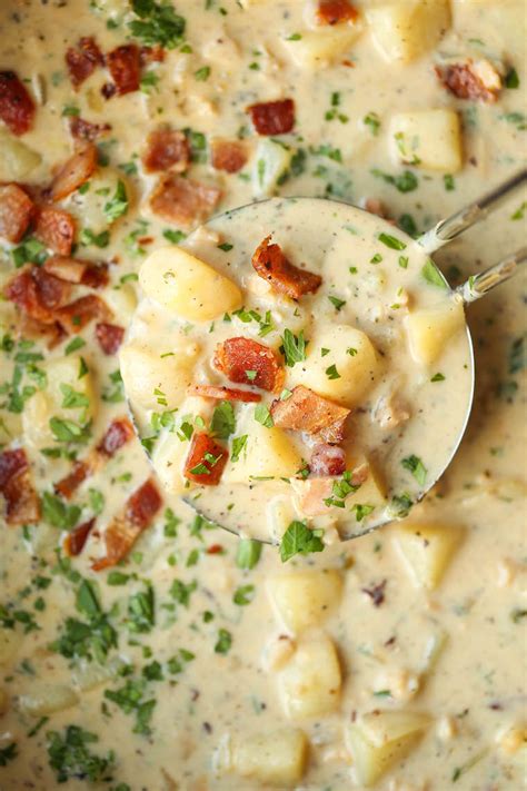 How many sugar are in new england clam chowder, with bacon - calories, carbs, nutrition