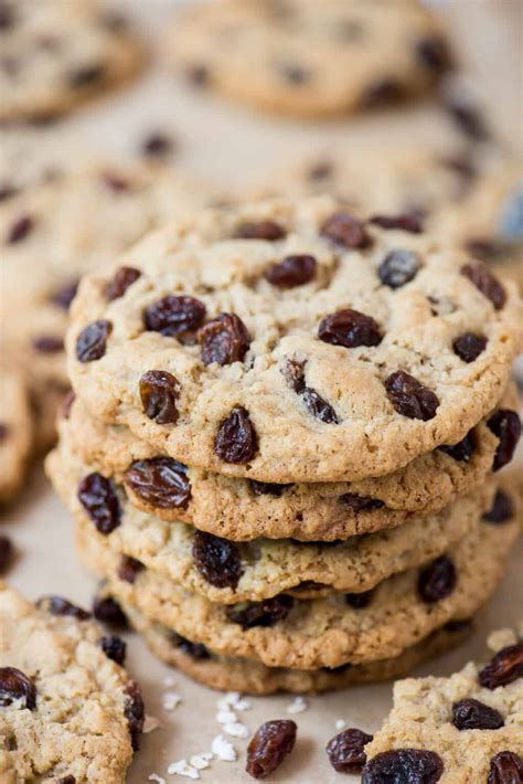 How many sugar are in oatmeal raisin cookie 3-pack - calories, carbs, nutrition