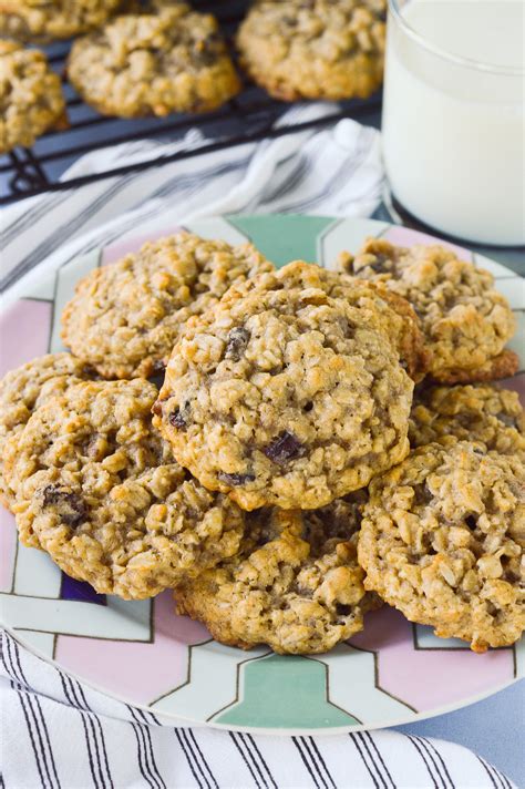 How many sugar are in oatmeal raisin cookies - calories, carbs, nutrition