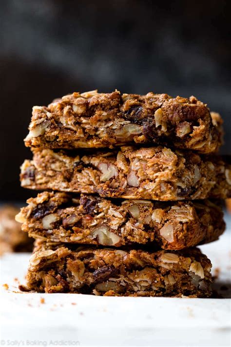 How many sugar are in oatmeal raisin granola bar - calories, carbs, nutrition