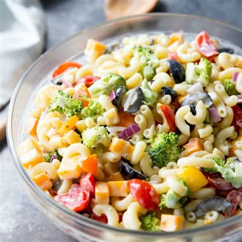 How many sugar are in old fashioned macaroni salad - calories, carbs, nutrition