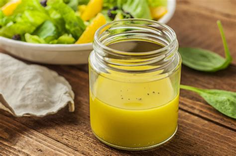 How many sugar are in olive oil vinaigrette dressing - calories, carbs, nutrition