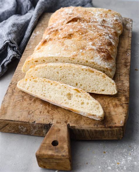 How many sugar are in parmesan ciabatta bread - calories, carbs, nutrition