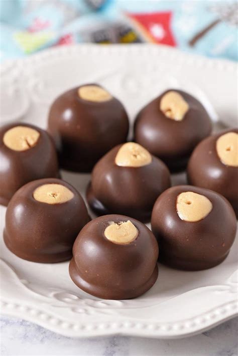 How many sugar are in peanut butter buckeyes - calories, carbs, nutrition