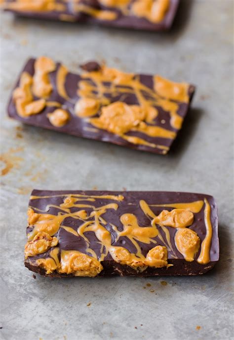 How many sugar are in peanut butter chocolate bar - calories, carbs, nutrition