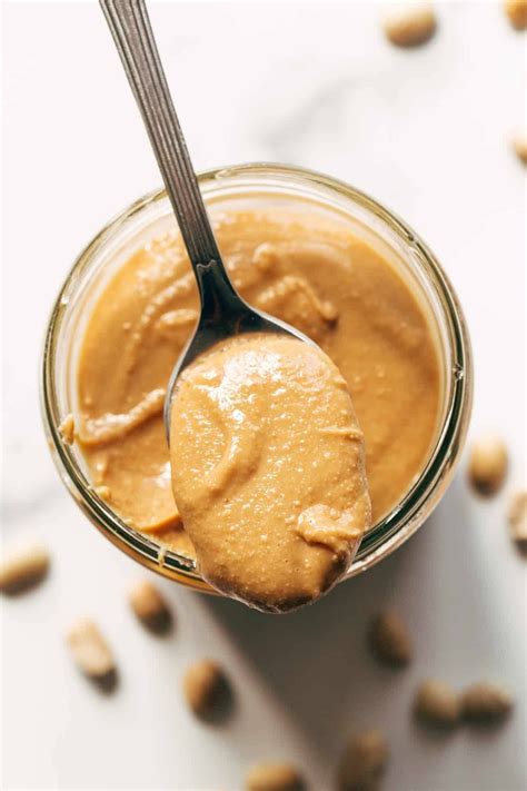 How many sugar are in peanut butter sauce - calories, carbs, nutrition