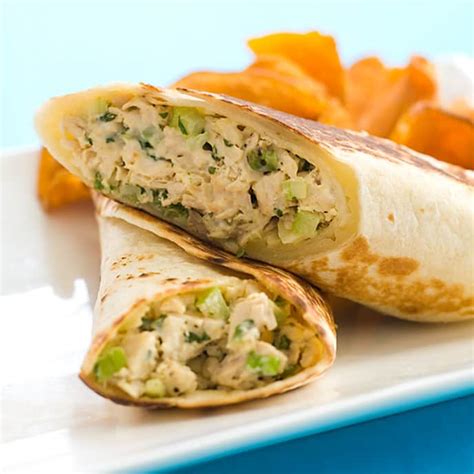 How many sugar are in peanut chicken salad wrap - calories, carbs, nutrition