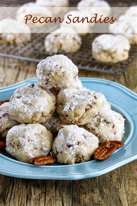 How many sugar are in pecan sandies - calories, carbs, nutrition