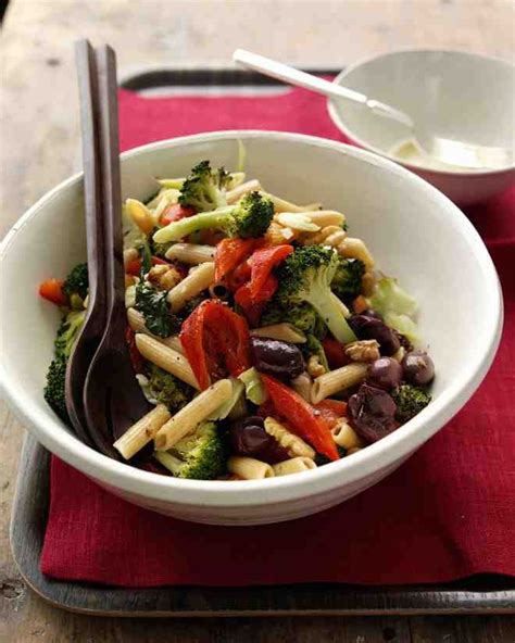 How many sugar are in penne broccoli salad 1 oz - calories, carbs, nutrition