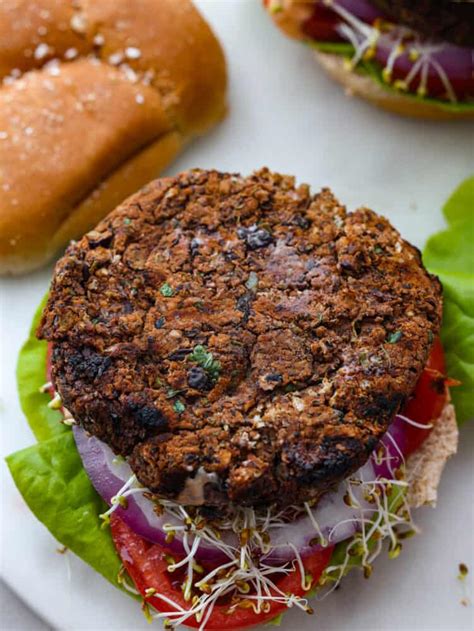 How many sugar are in pepper jack black bean burger on wheat - calories, carbs, nutrition