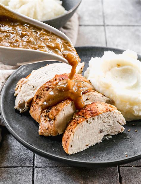 How many sugar are in peppered turkey gravy - calories, carbs, nutrition