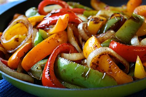 How many sugar are in peppers green grilled balsamic quartered 1 oz - calories, carbs, nutrition