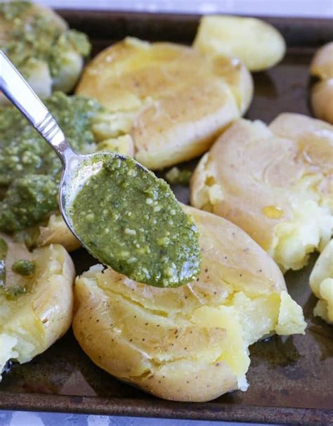 How many sugar are in pesto smashed potatoes - calories, carbs, nutrition