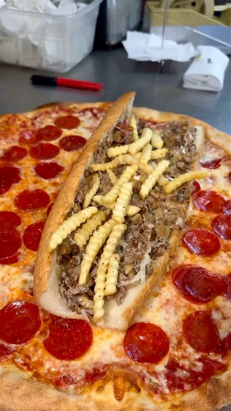 How many sugar are in philly cheese steak pizzarito - calories, carbs, nutrition