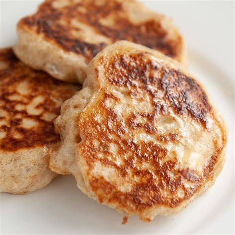 How many sugar are in pikelets - calories, carbs, nutrition