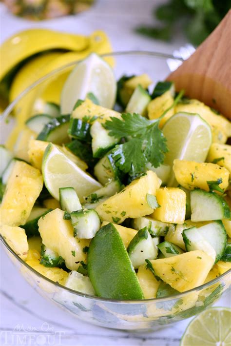 How many sugar are in pineapple and cucumber salad - calories, carbs, nutrition