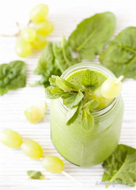 How many sugar are in pineapple grape smoothie - calories, carbs, nutrition