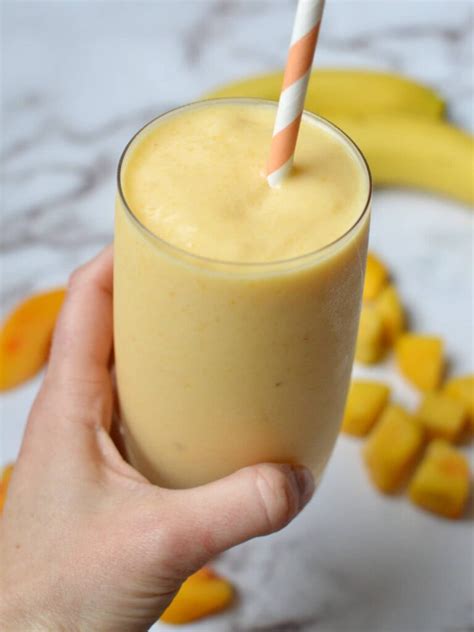 How many sugar are in pineapple peach cashew smoothie, 16 oz - calories, carbs, nutrition