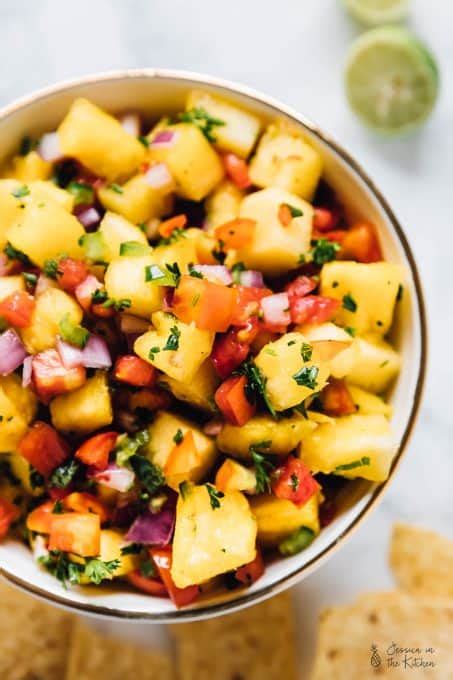 How many sugar are in pineapple salsa - calories, carbs, nutrition