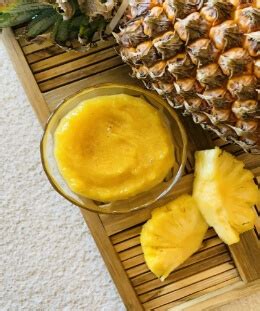 How many sugar are in pineapple sauce puree (64060.0) - calories, carbs, nutrition