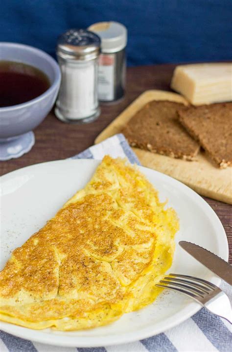 How many sugar are in plain omelet (egg sub) - calories, carbs, nutrition