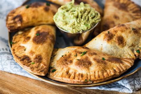 How many sugar are in pork carnitas empanadas - calories, carbs, nutrition