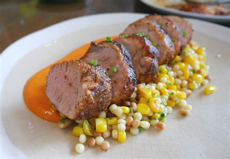 How many sugar are in pork loin mango chipotle glaze 3 oz - calories, carbs, nutrition