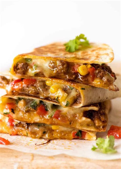 How many sugar are in pork quesadilla - calories, carbs, nutrition