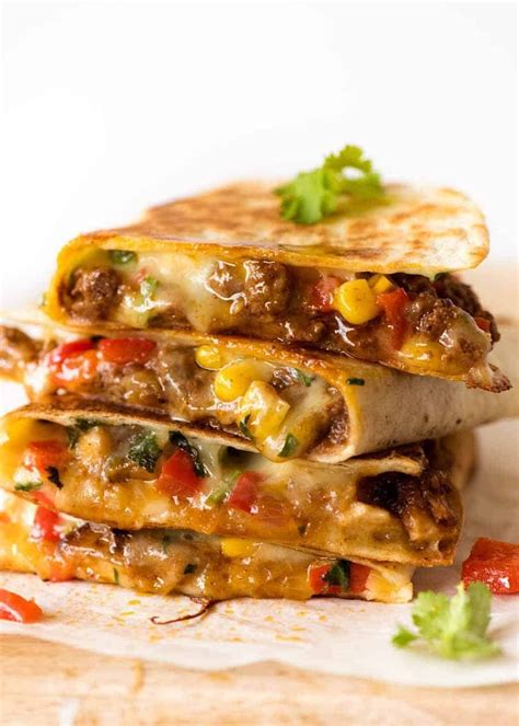 How many sugar are in pork quesadilla - calories, carbs, nutrition