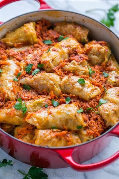 How many sugar are in pork stuffed cabbage rolls - calories, carbs, nutrition