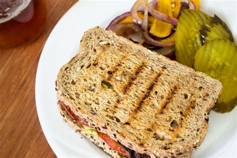 How many sugar are in portobello sandwich with multigrain - calories, carbs, nutrition