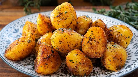 How many sugar are in potatoes 80 ct roasted greek 3 oz - calories, carbs, nutrition