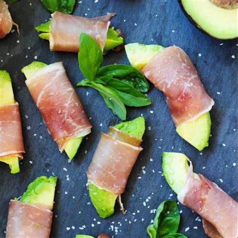 How many sugar are in prosciutto, avocado and apple sushi - calories, carbs, nutrition