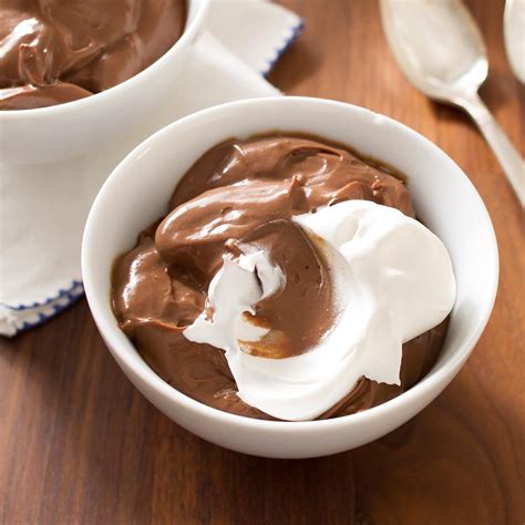 How many sugar are in pudding- milk chocolate - calories, carbs, nutrition