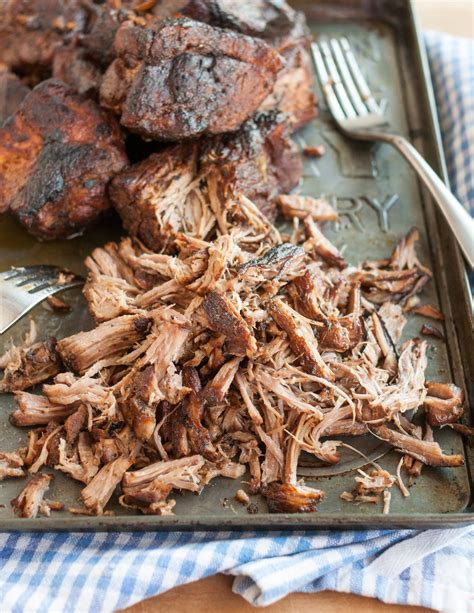 How many sugar are in pulled pork - calories, carbs, nutrition