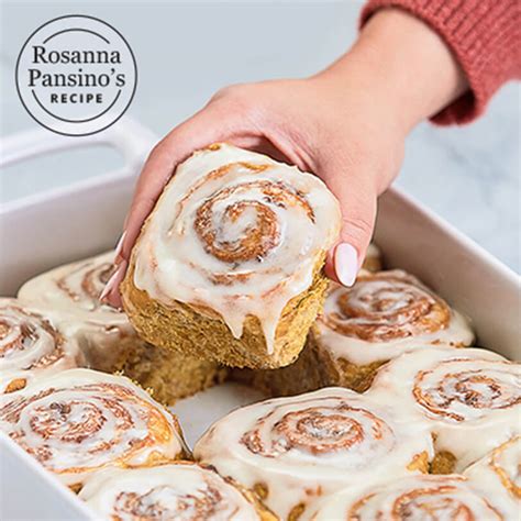 How many sugar are in pumpkin spiced cinnamon rolls - calories, carbs, nutrition